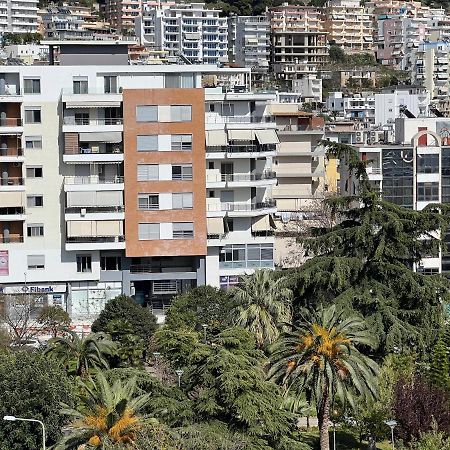 Center-Sea View Apartament,Sarande Bagian luar foto