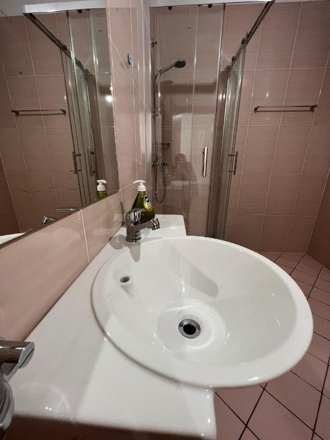 Center-Sea View Apartament,Sarande Bagian luar foto