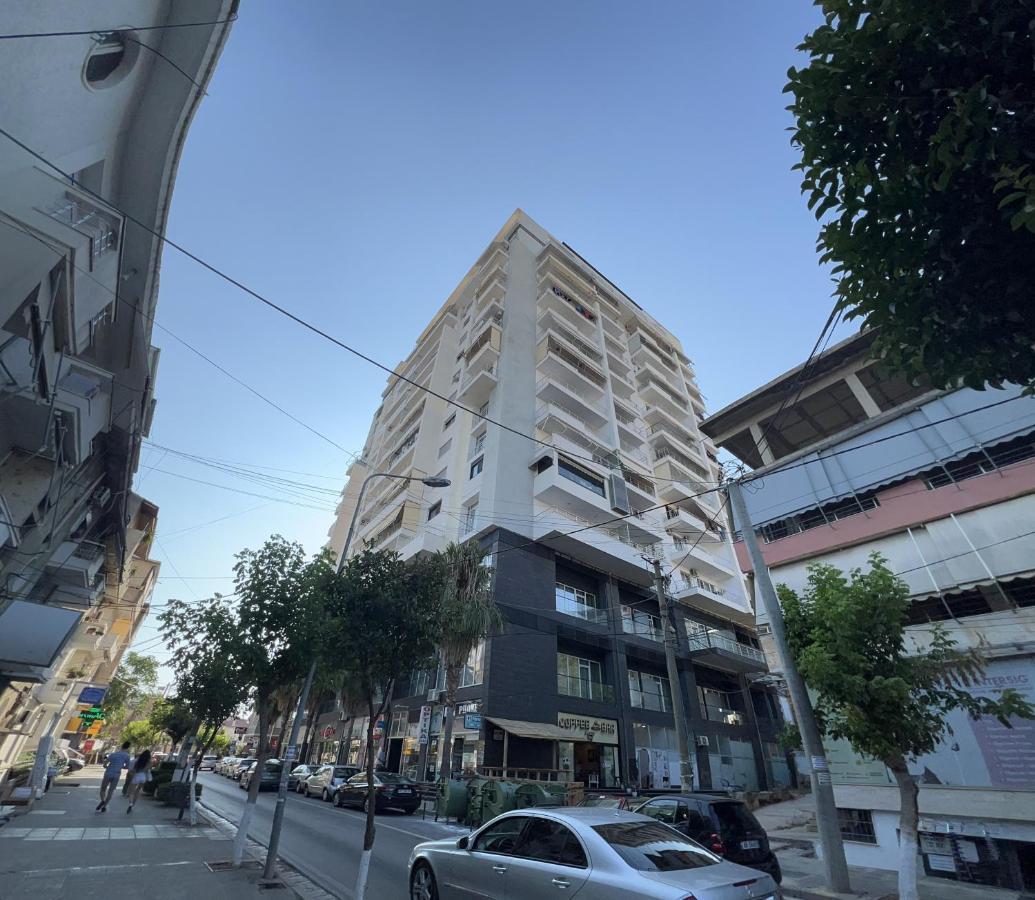 Center-Sea View Apartament,Sarande Bagian luar foto
